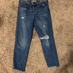 Levi Wedgie Fit Jeans